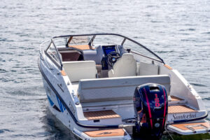yachting-4-motorowki-na-wynajem--45 yachting-4-motorowki-na-wynajem--45